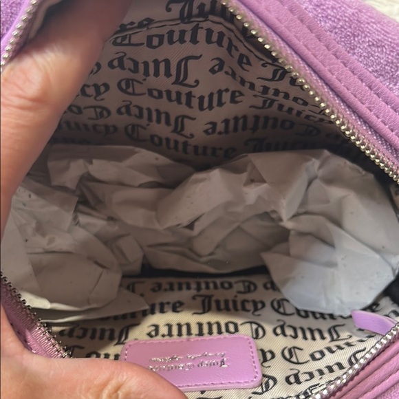Juicy Couture Lavender Crossbody Bag. NWT. Wingin It Camera bag. - Picture 8 of 12